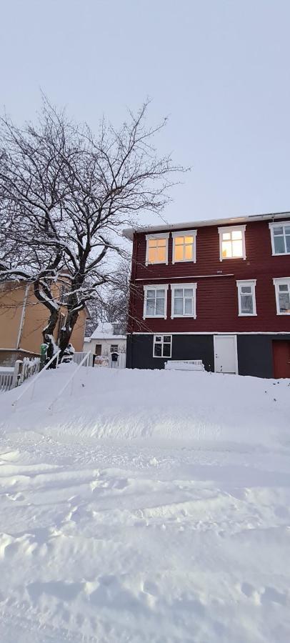 In The Heart Of Akureyri公寓 外观 照片